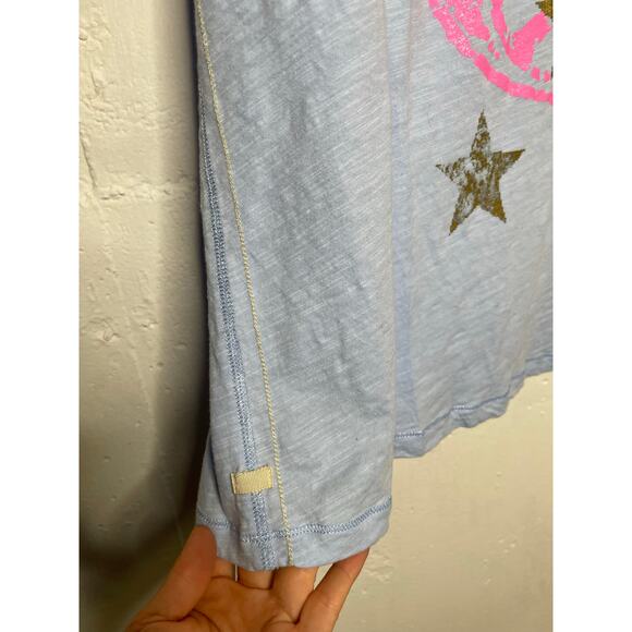 Label + Thread Womens Graphic Ava Tee - Sky World Peace Stars Size Large - Picture 6 of 8
